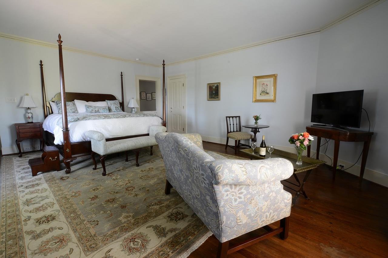 Woodville Bed And Breakfast Esmont Экстерьер фото