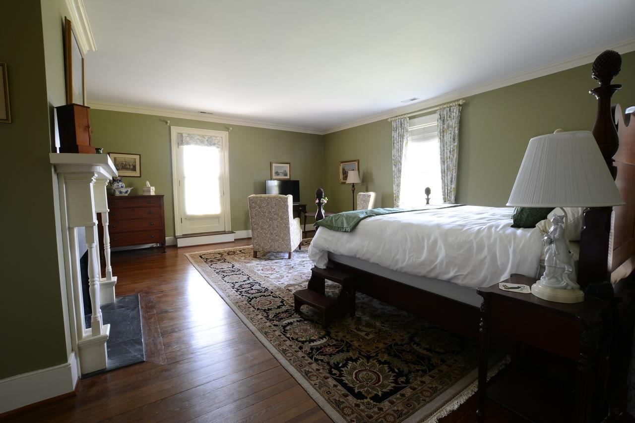 Woodville Bed And Breakfast Esmont Экстерьер фото